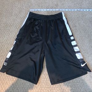 NIKE ELITE ATHLETIC SHORTS💪🏼